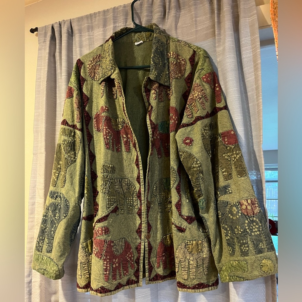 Artistic Elephant Pattern Utility Jacket - Olive and Burgundy